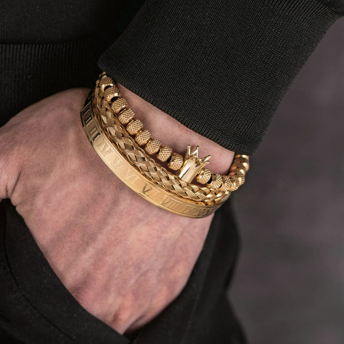 AUSHC - Luxury Crown Men Bracelet 316L Stainless Steel Bracelet Bangle Titanium Steel Gold Color Bracelet Adjust Size Men Jewelry Gift
