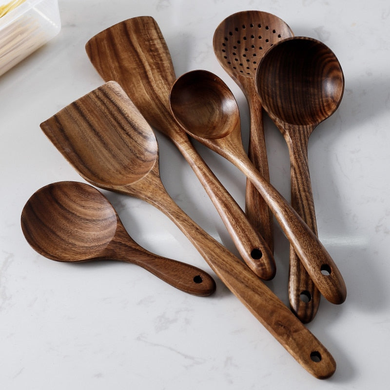 AUSHC - 50% SALE Extravaganza! 7-Piece Thailand Teak Natural Wooden Utensil Set ⭐️⭐️⭐️⭐️⭐️ Rating!
